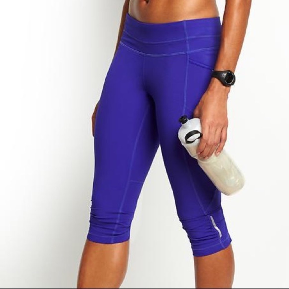 Athleta purple capri